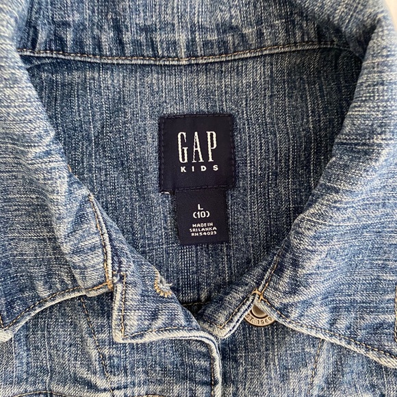 Girls GAP Denim Jacket - Picture 2 of 3